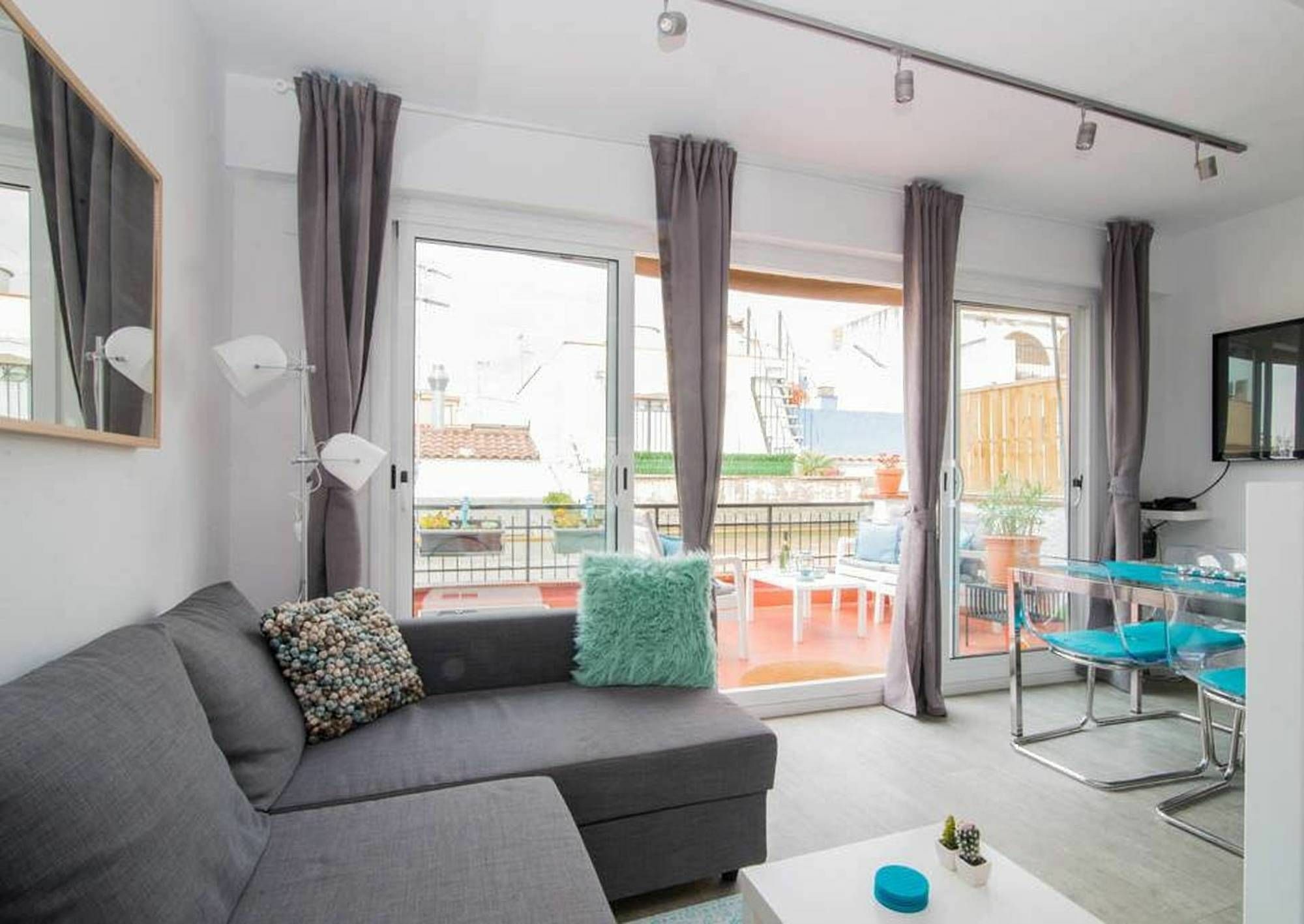 Pure Chill Apartment סיטגס מראה חיצוני תמונה